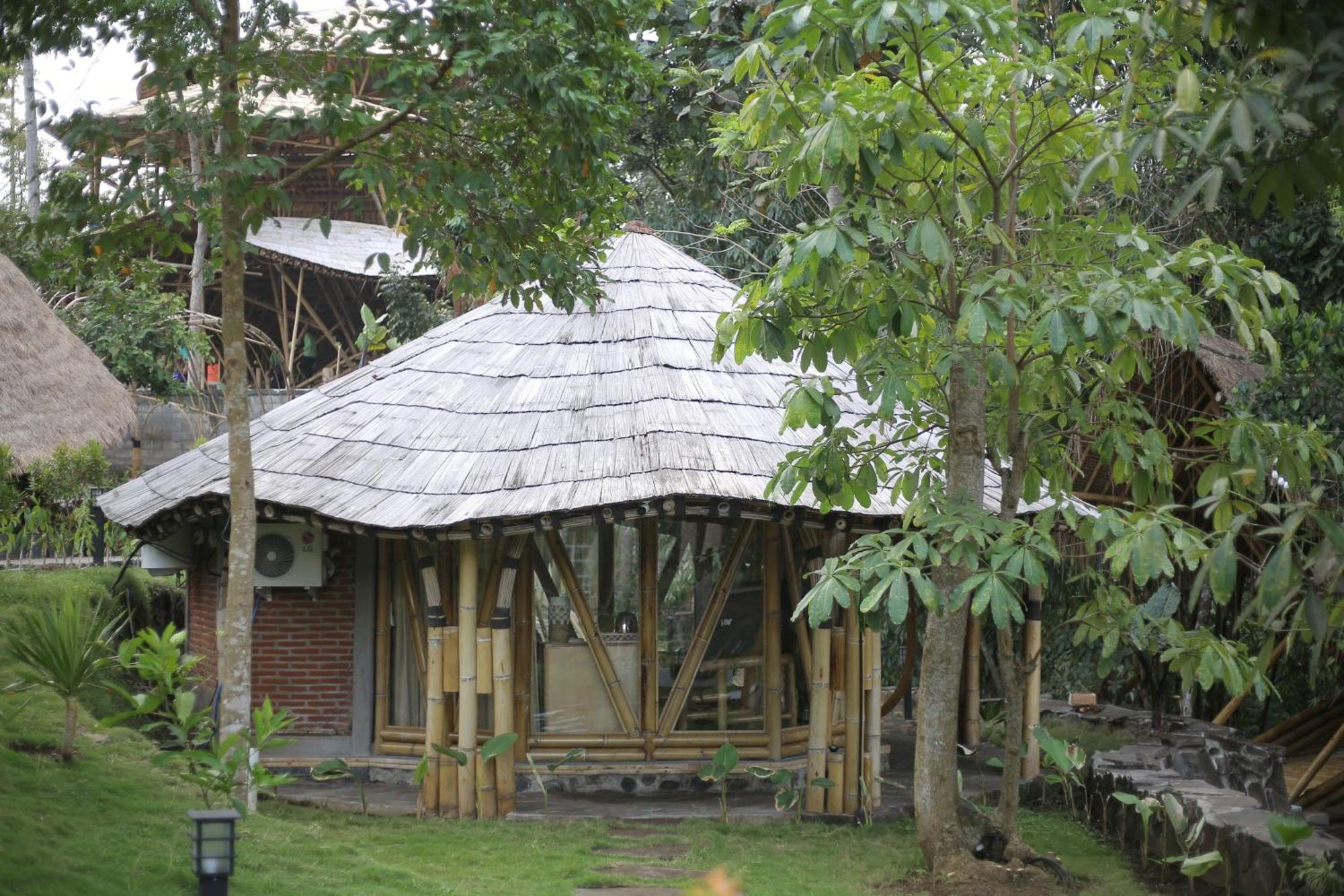 The Osing Bamboo Resort - A Liberta Collection บันยูวังงี ภายนอก รูปภาพ