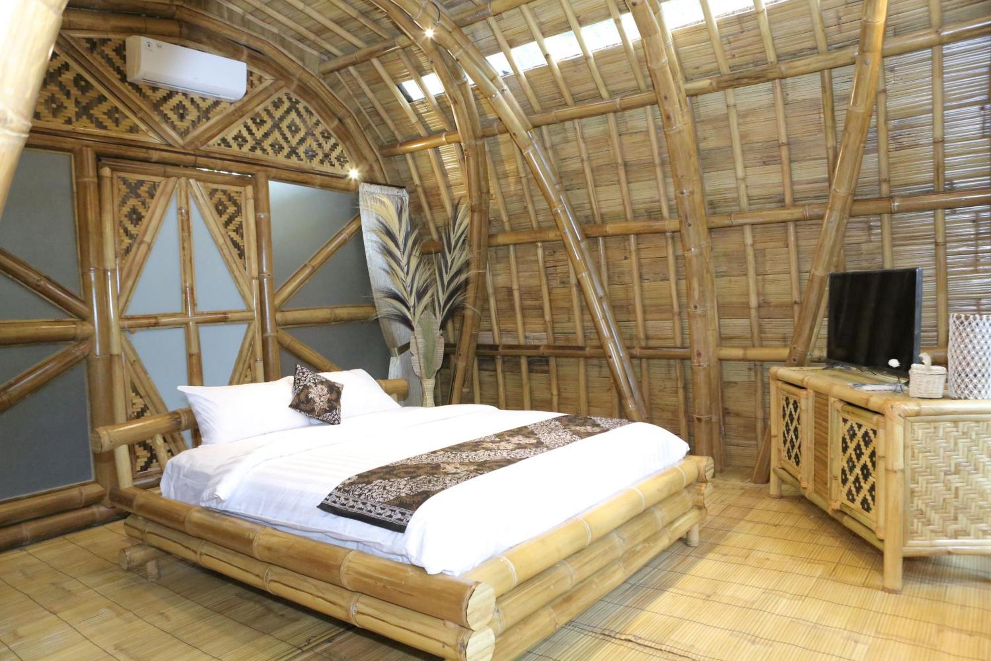 The Osing Bamboo Resort - A Liberta Collection บันยูวังงี ภายนอก รูปภาพ